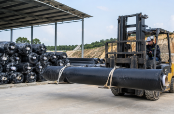 Geomembrane Roll Handling and Storage